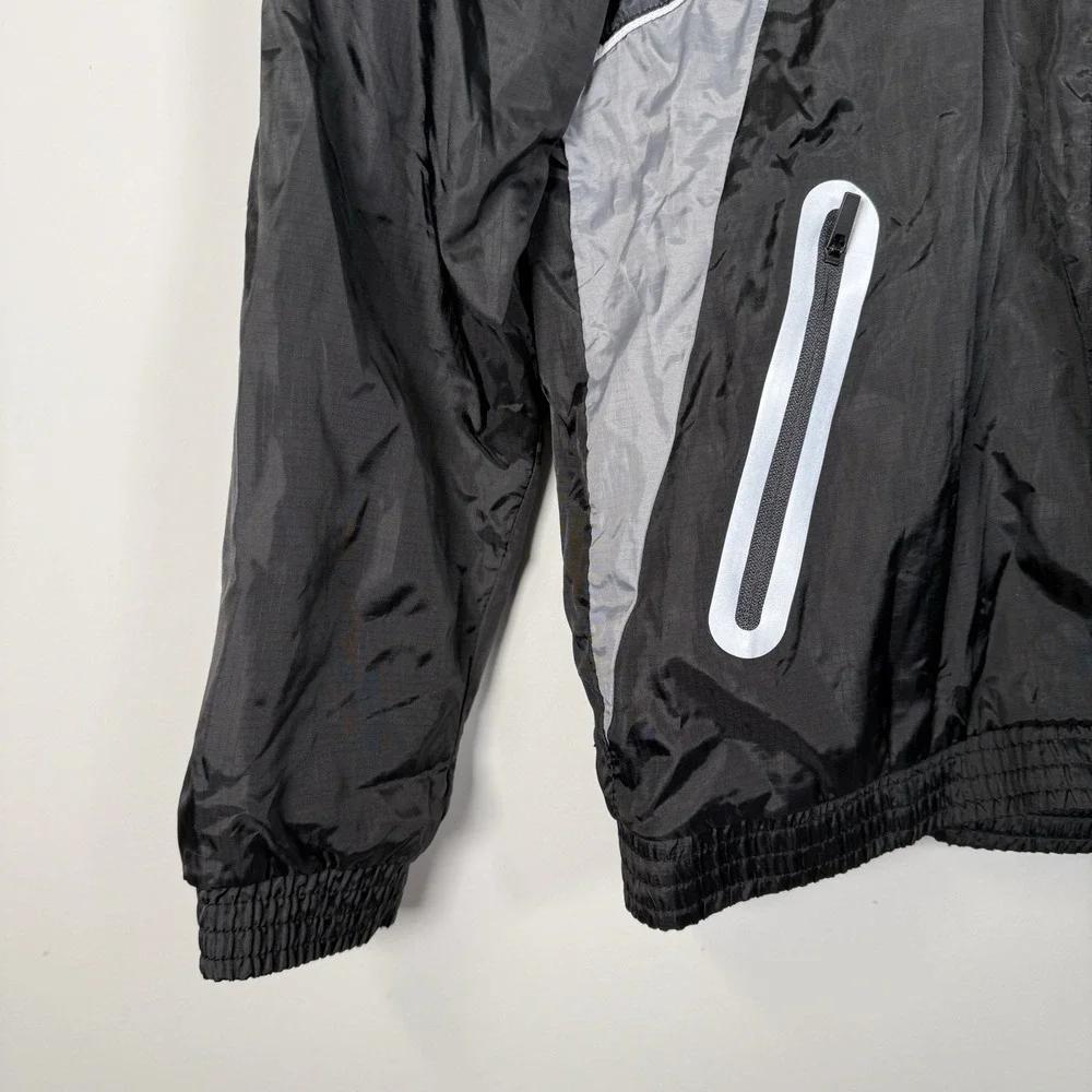 Youth Reebok Guard Windbreaker Jacket Black Gray Size XL 14/16‎
